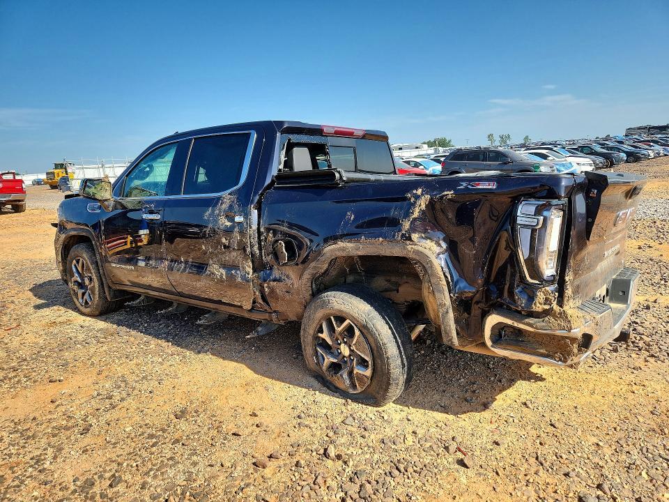 2023 GMC Sierra K1500 SLT
