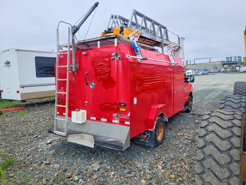 2017 Ford Econoline E450 Super Duty Cutaway Van