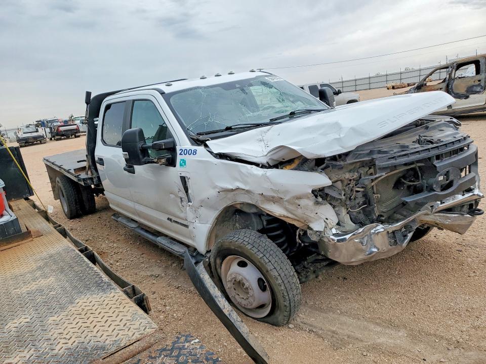 2022 Ford F-550