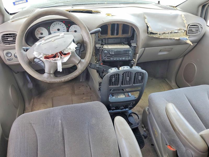 2002 Chrysler Voyager