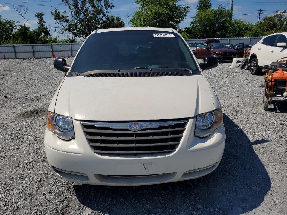2007 Chrysler Town & Country lx