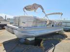 2013 Bennington Marine Boat
