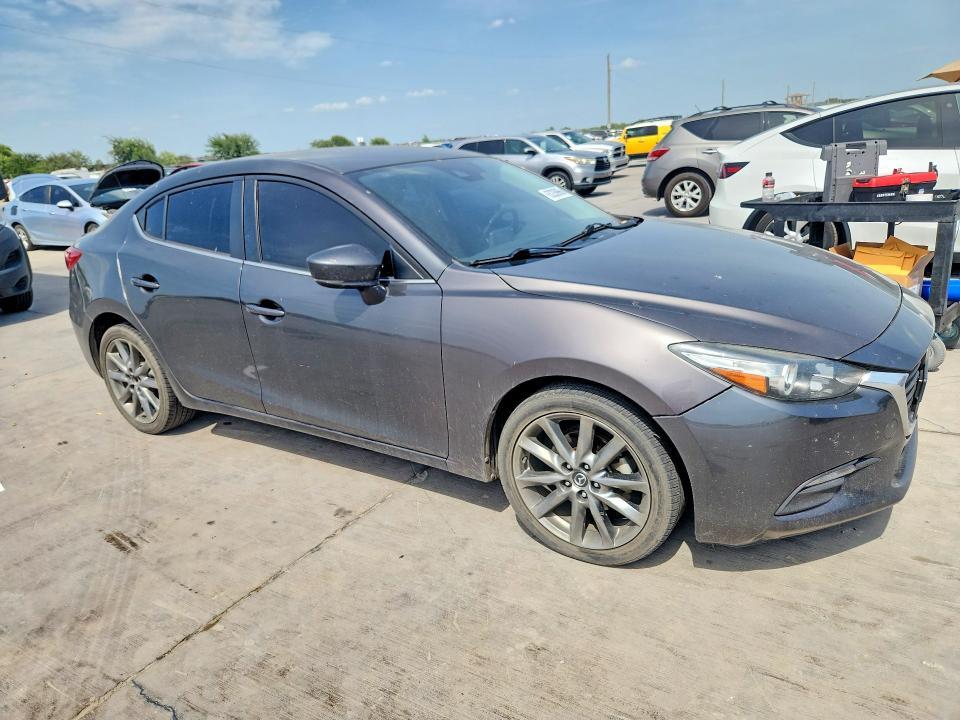 2018 Mazda 3 Touring