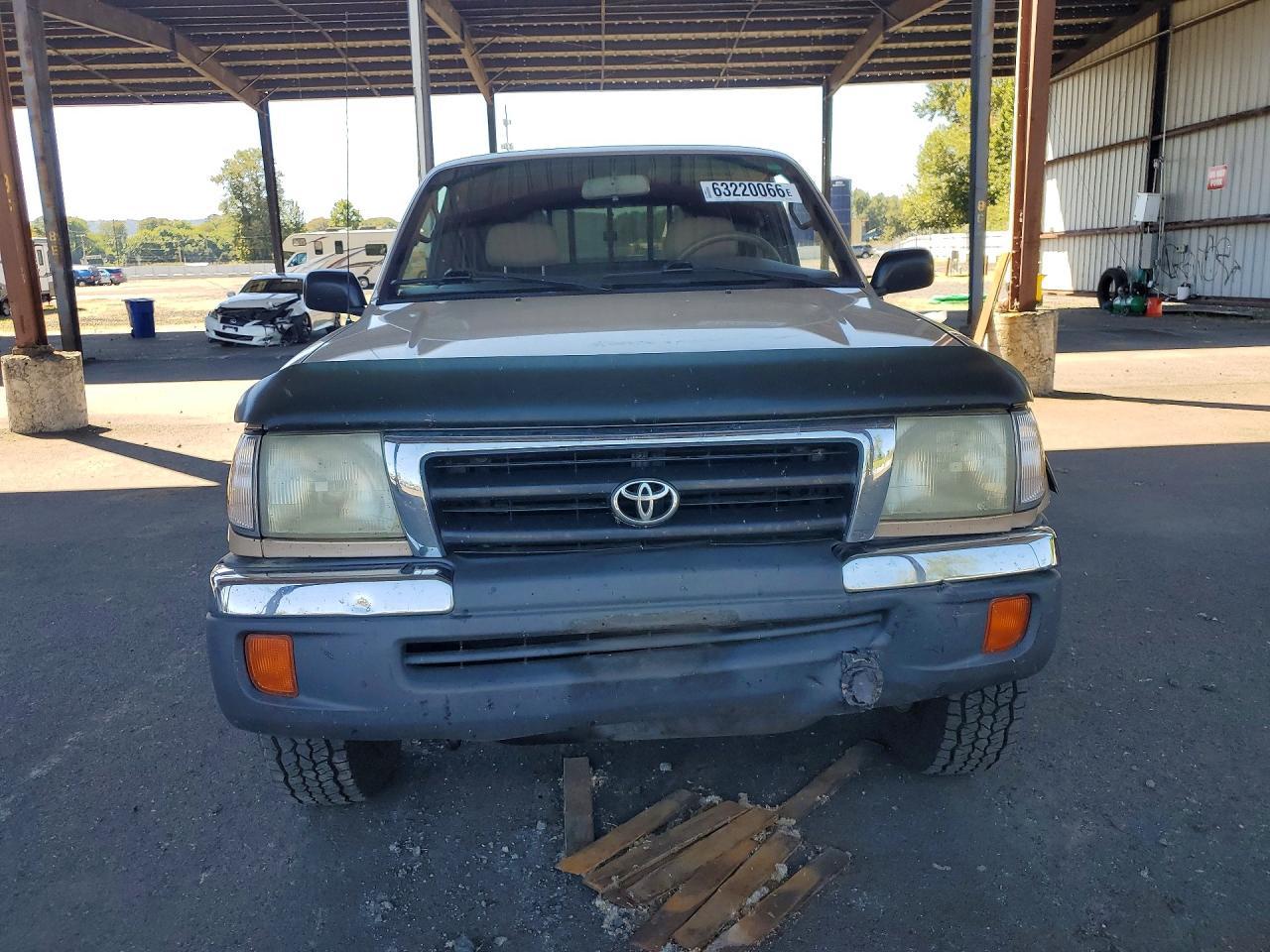 1999 Toyota Tacoma V6