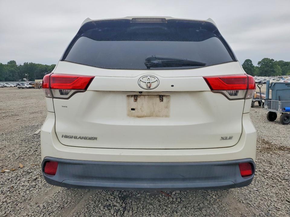 2017 Toyota Highlander xle