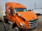 2019 Freightliner Cascadia 116 Semi Truck