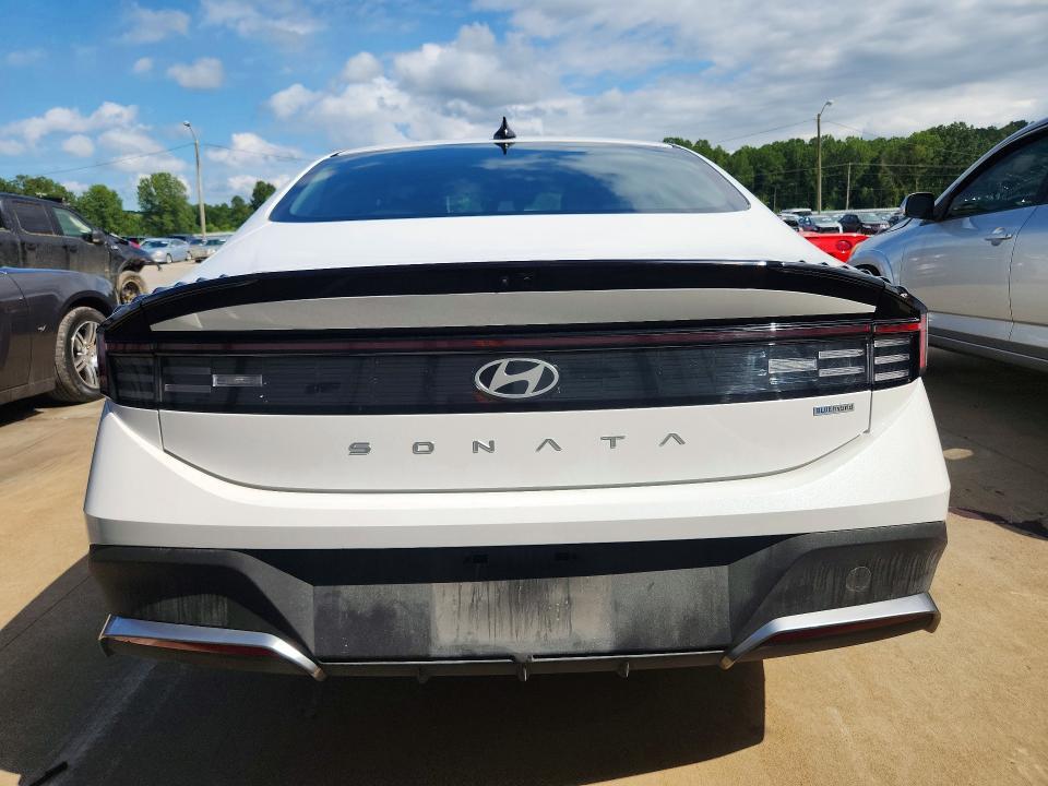 2026 Hyundai Sonata Hybrid Blue