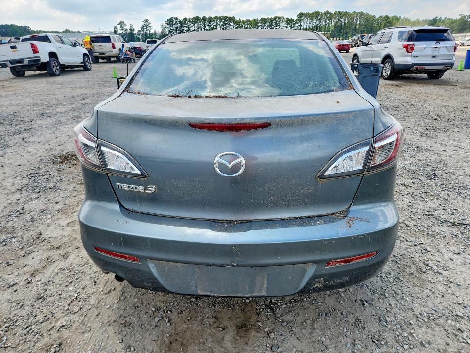 2013 Mazda 3