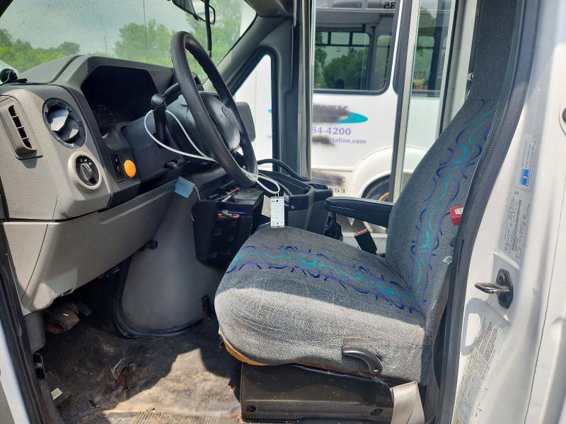 2016 Ford Ecii E450-Shuttle Bus