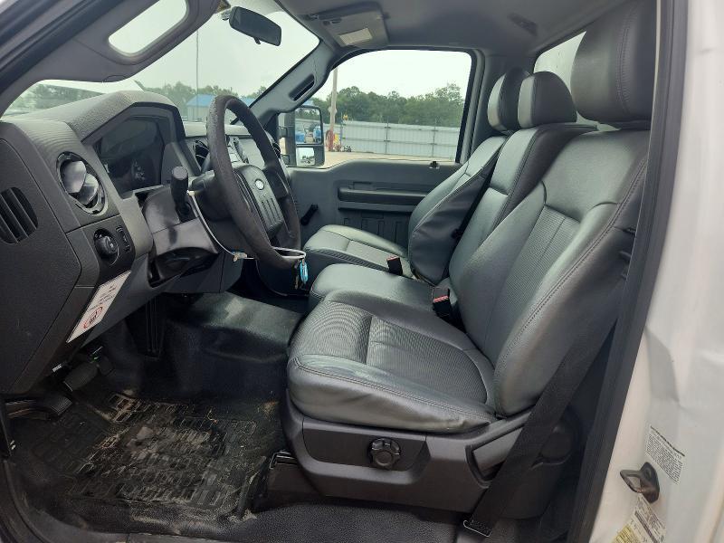 2014 Ford F550 Super Duty BOX Truck