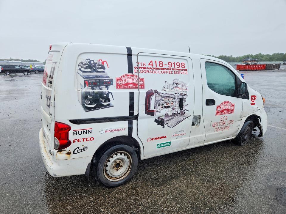 2014 Nissan NV200 SV