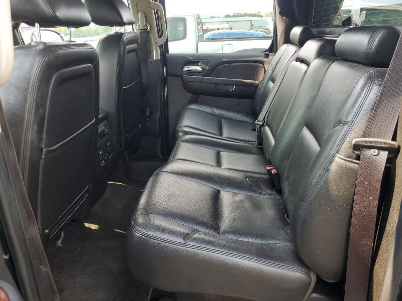2013 Chevrolet Avalanche LTZ