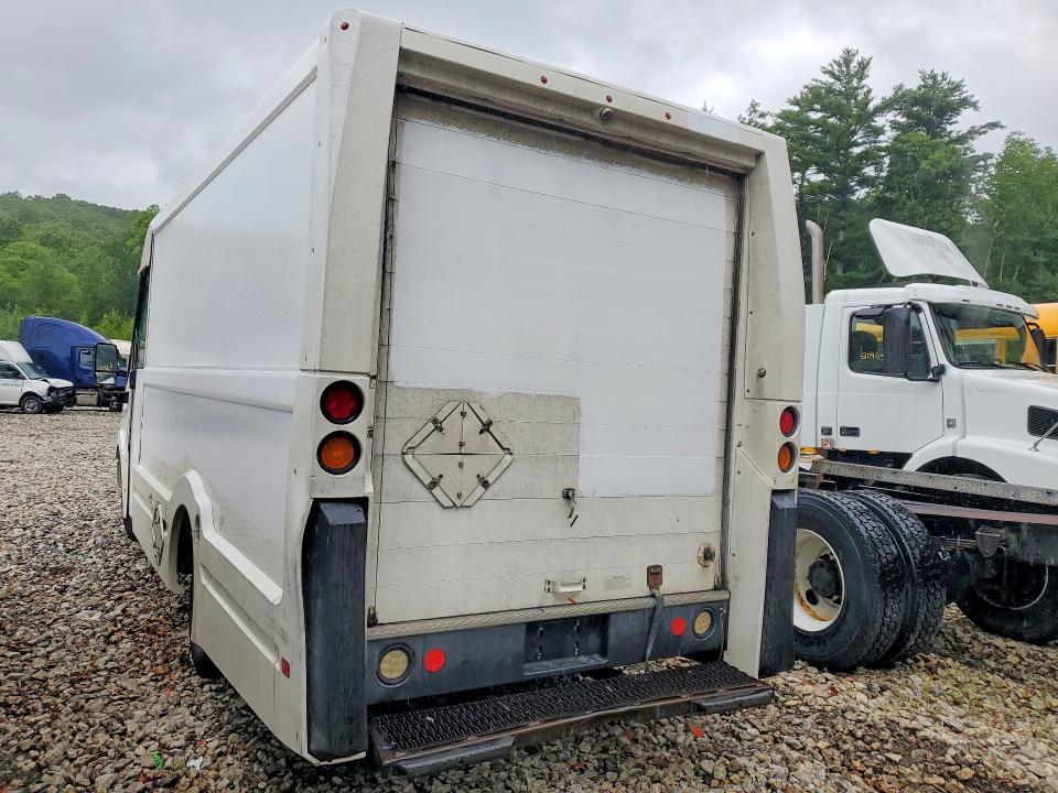 2013 Isuzu NPR HD Delivery Van