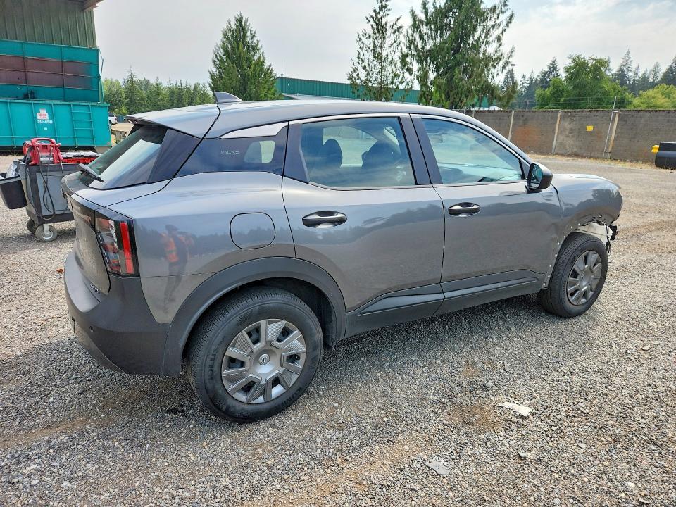 2025 Nissan Kicks s