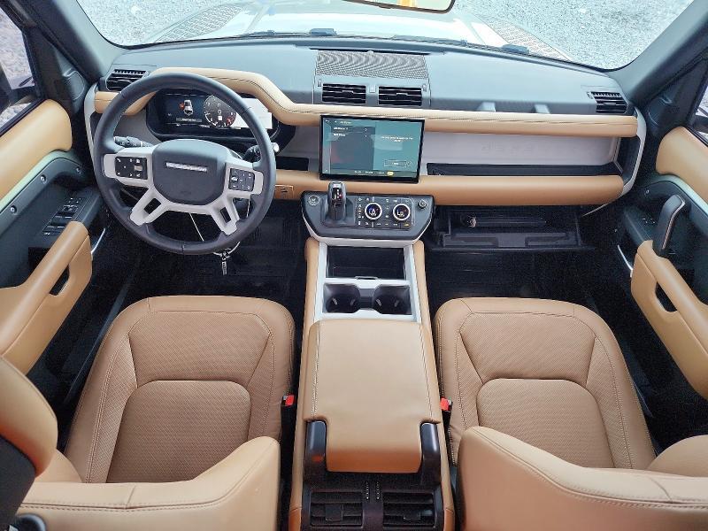 2025 Land Rover Defender 110 s