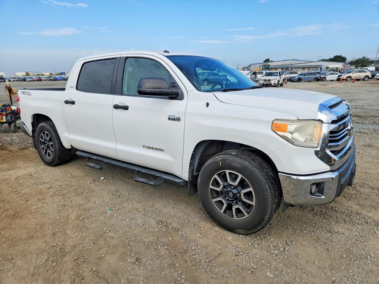 2017 Toyota Tundra Crewmax SR5