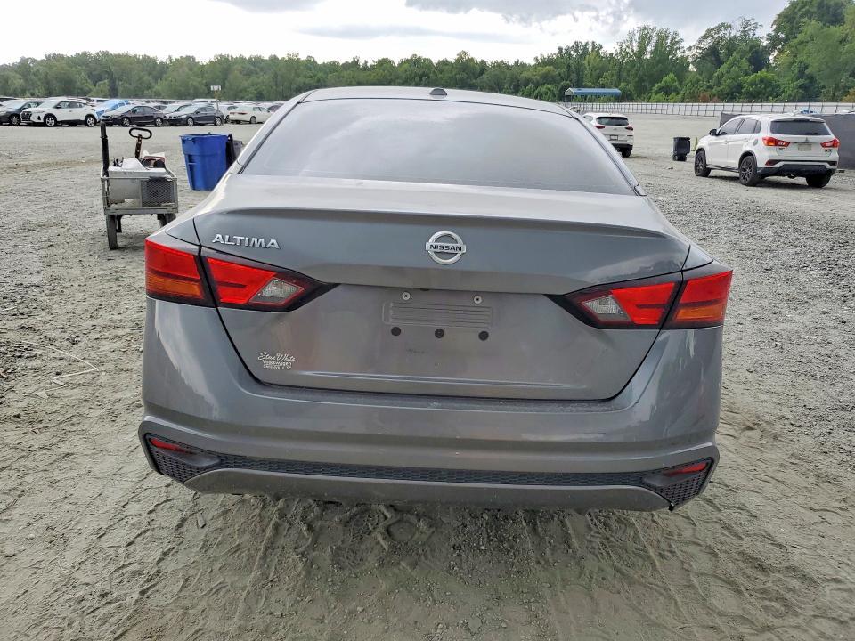 2020 Nissan Altima s