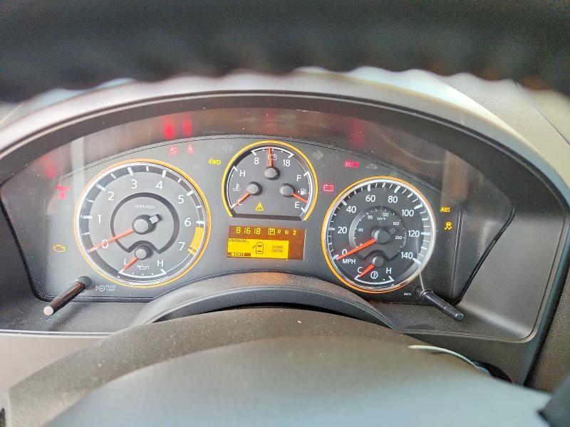 2013 Nissan Titan sv