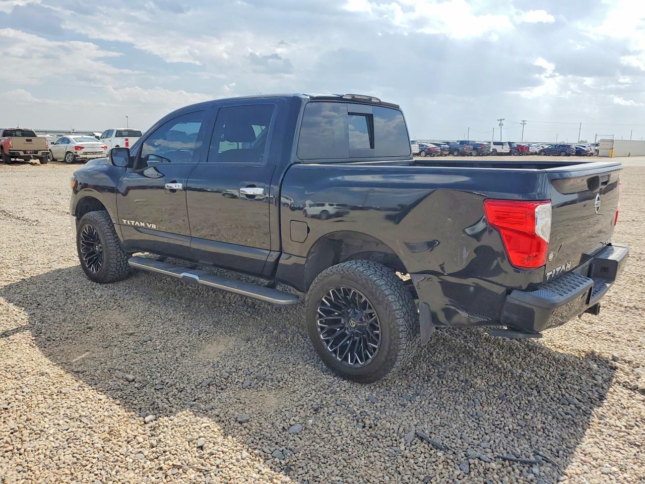 2019 Nissan Titan SV