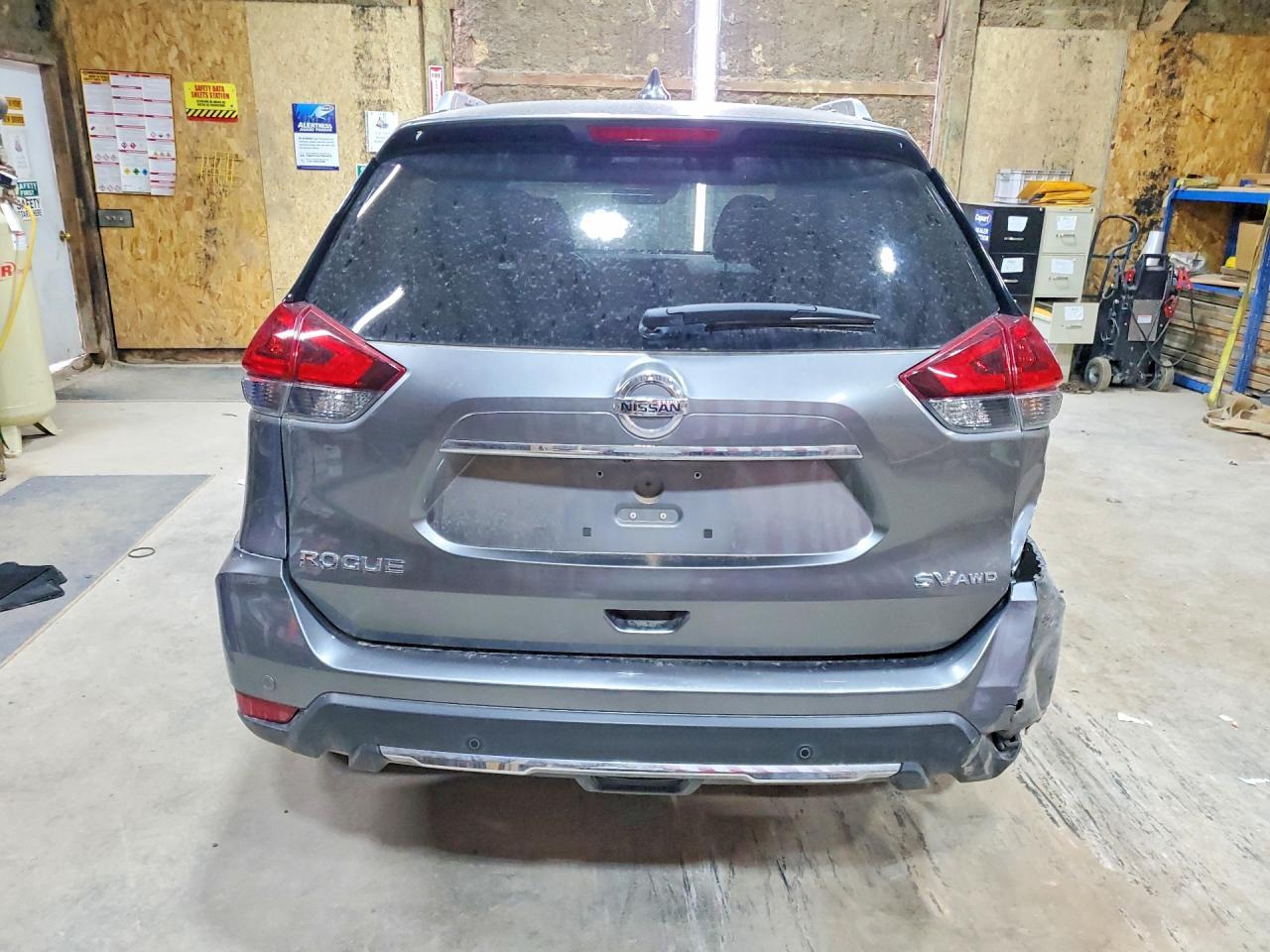 2020 Nissan Rogue sv