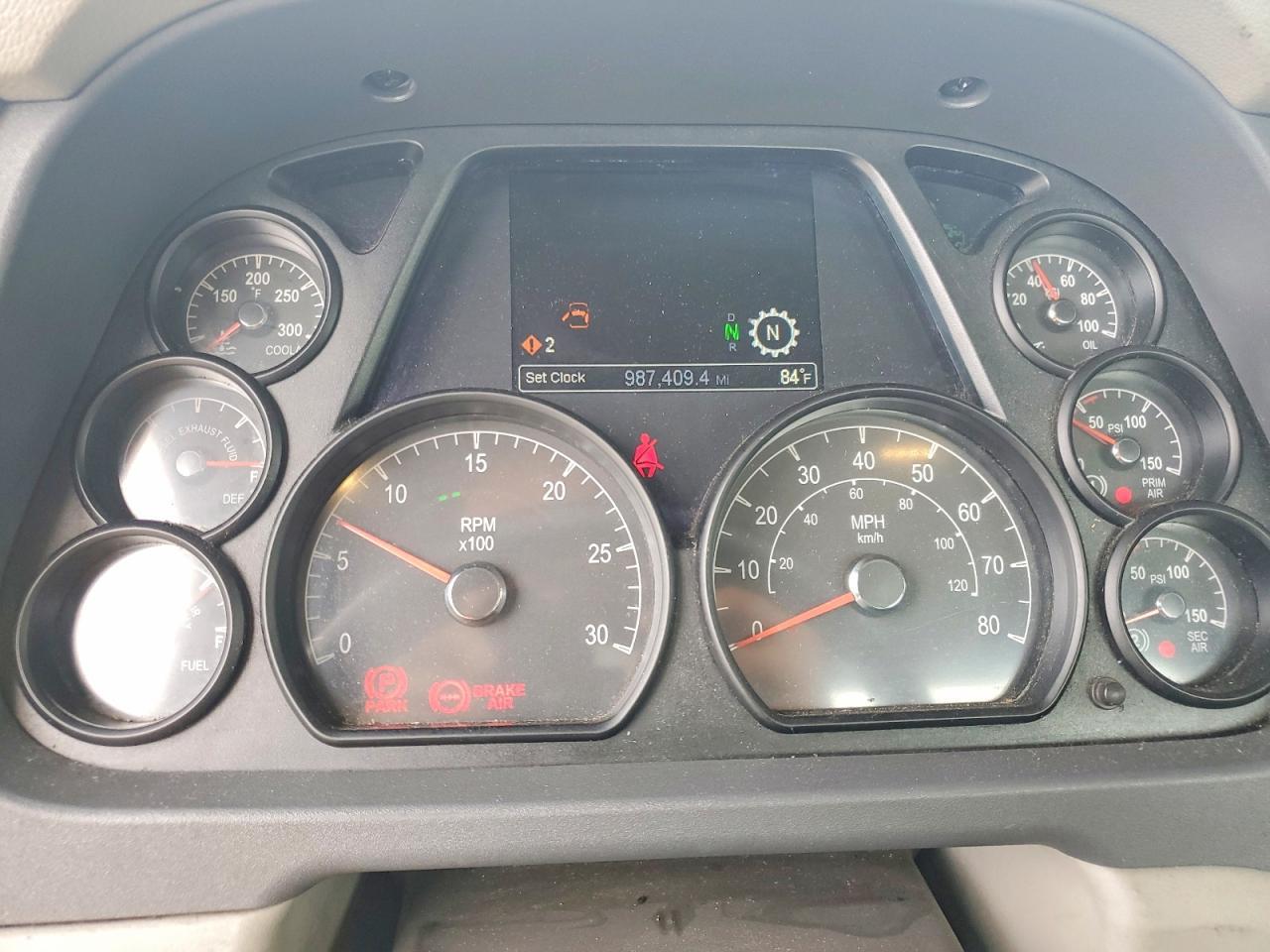 2019 Peterbilt 579 Semi Truck