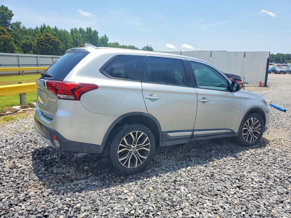 2018 Mitsubishi Outlander se