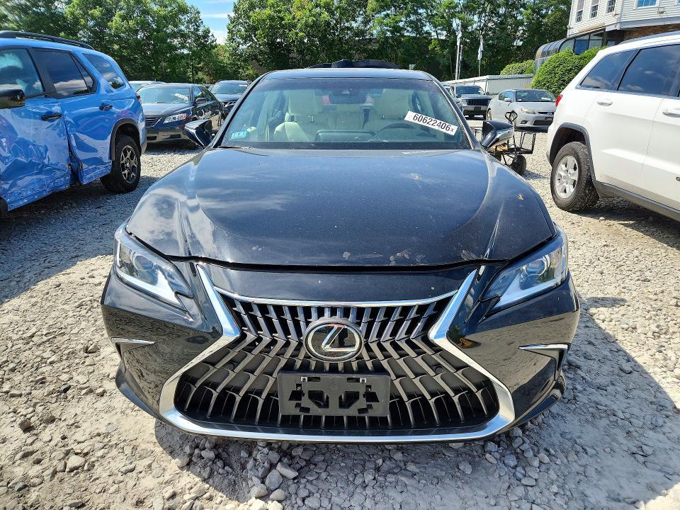 2022 Lexus Es 250 Base