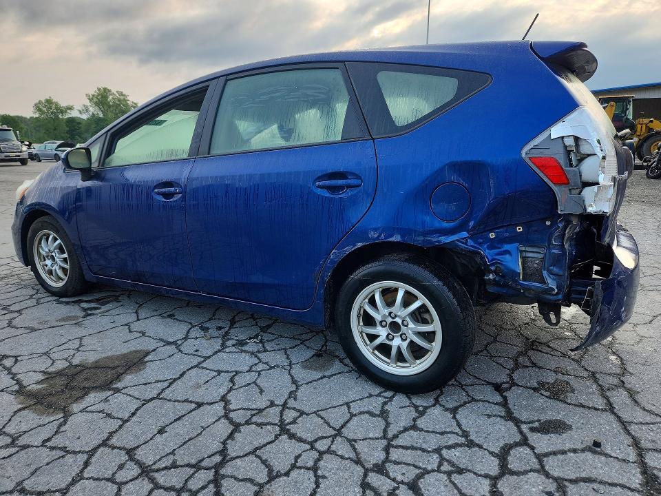 2013 Toyota Prius v Three