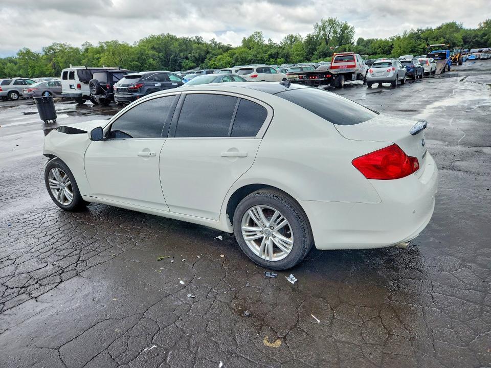 2013 Infiniti G37 Sedan x