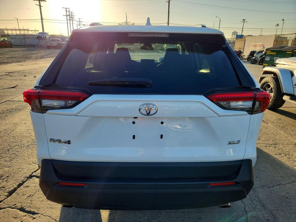 2024 Toyota Rav4 xle