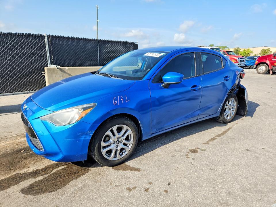 2018 Toyota Yaris ia Base