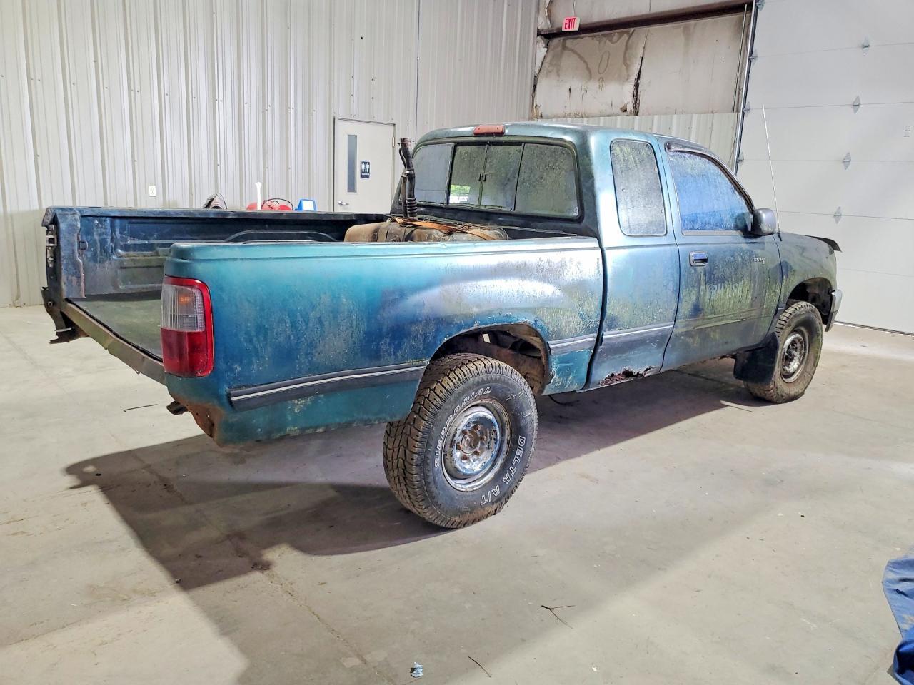 1995 Toyota T100 DX
