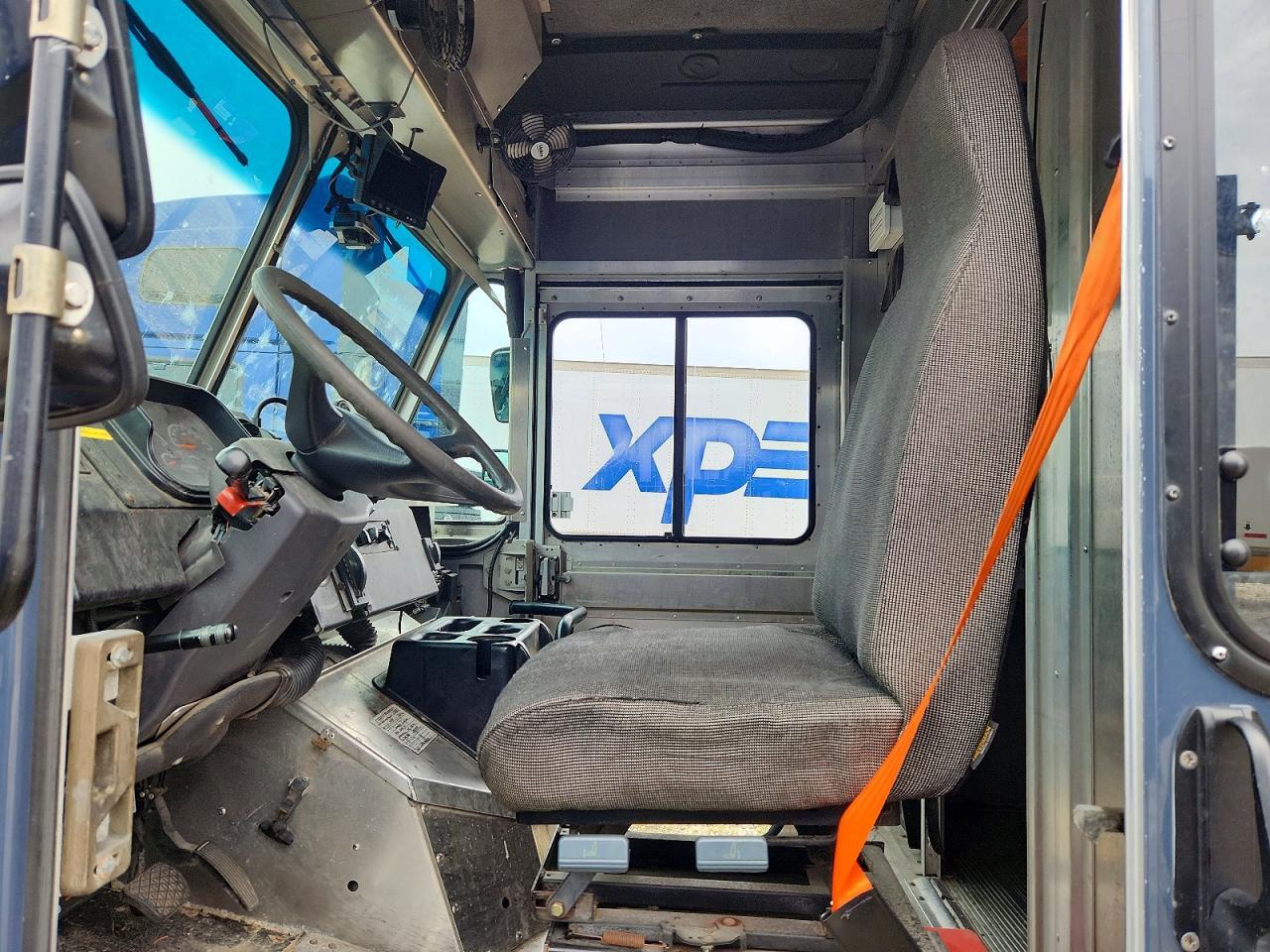 2021 Freightliner MT45G Chassis Delivery Truck