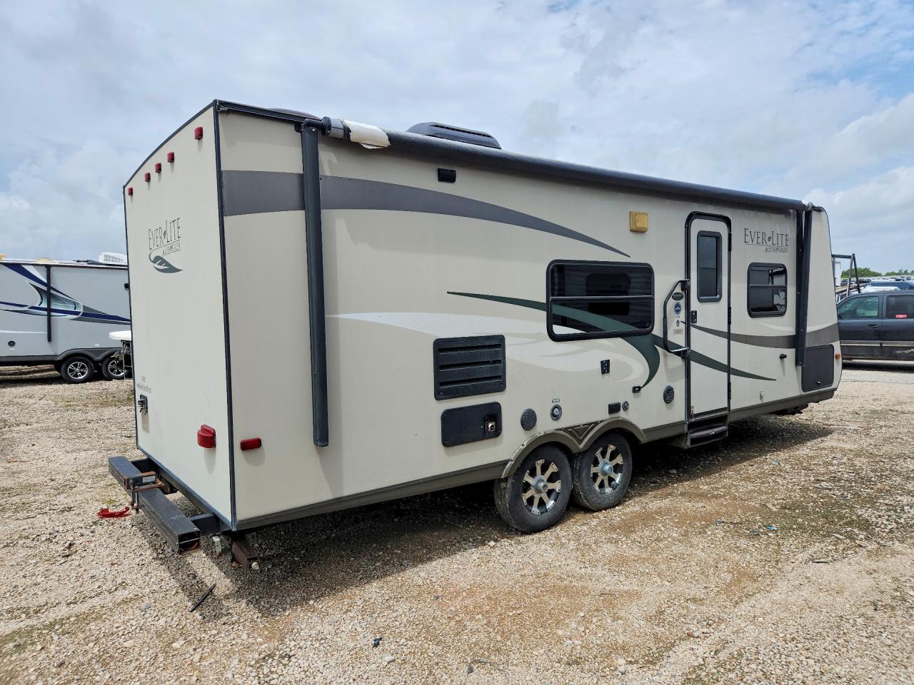 2010 Everlite Trailers