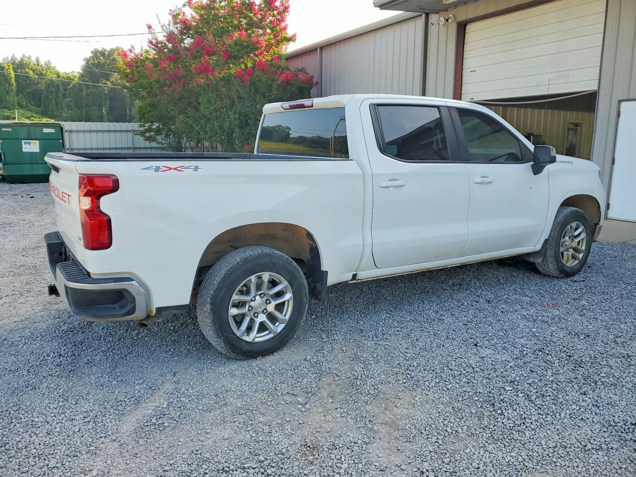 2023 Chevrolet Silverado K1500 LT
