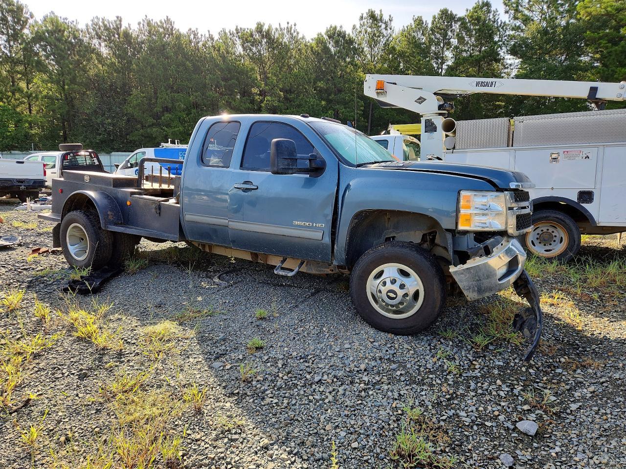 2013 Chevrolet Silverado K3500 LTZ