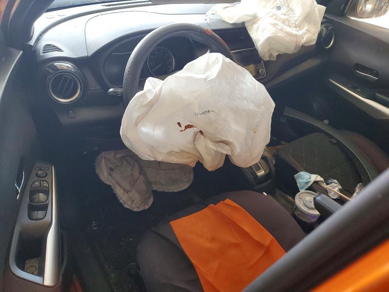 2019 Nissan Kicks sr