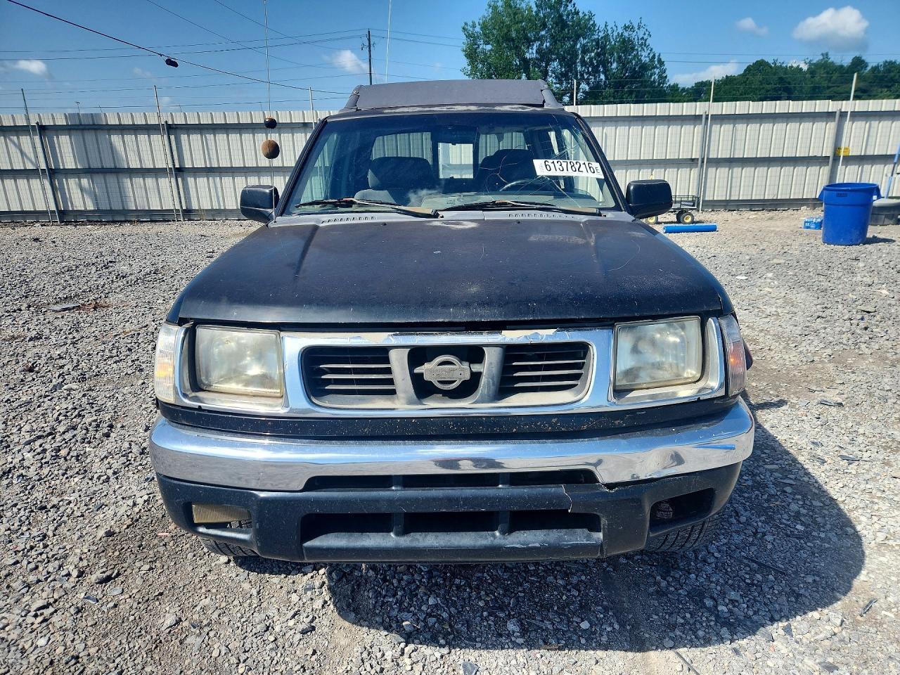 2000 Nissan Frontier