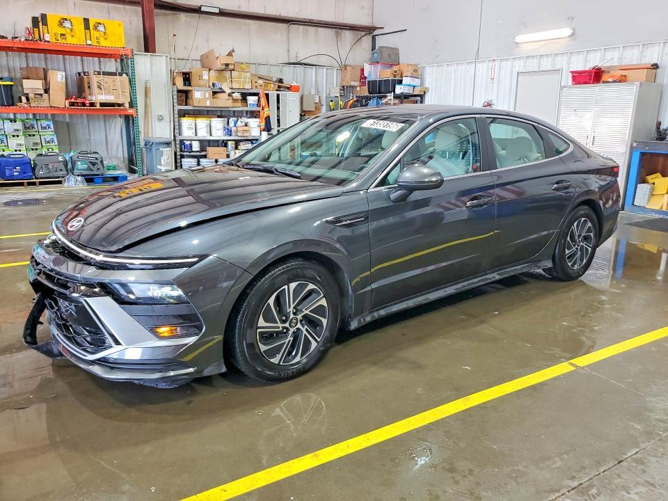 2026 Hyundai Sonata Hybrid Blue