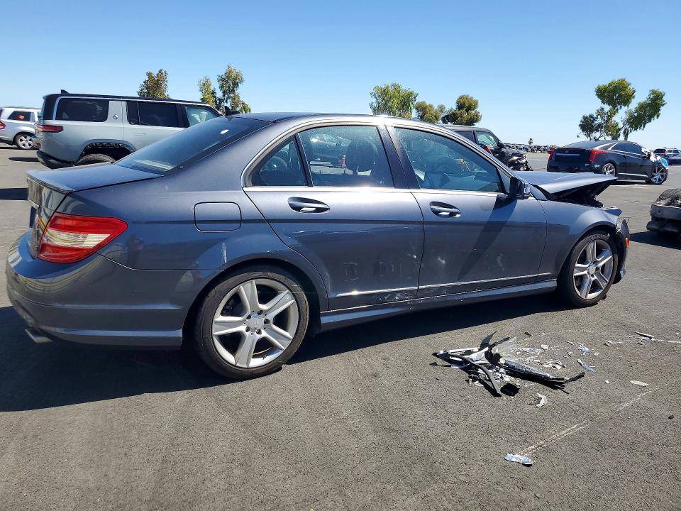 2011 Mercedes-Benz C300