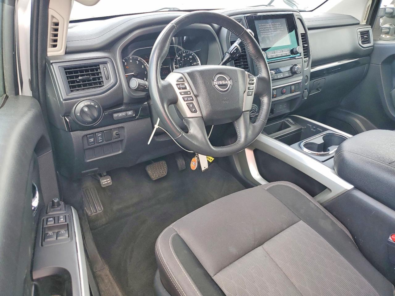 2024 Nissan Titan SV
