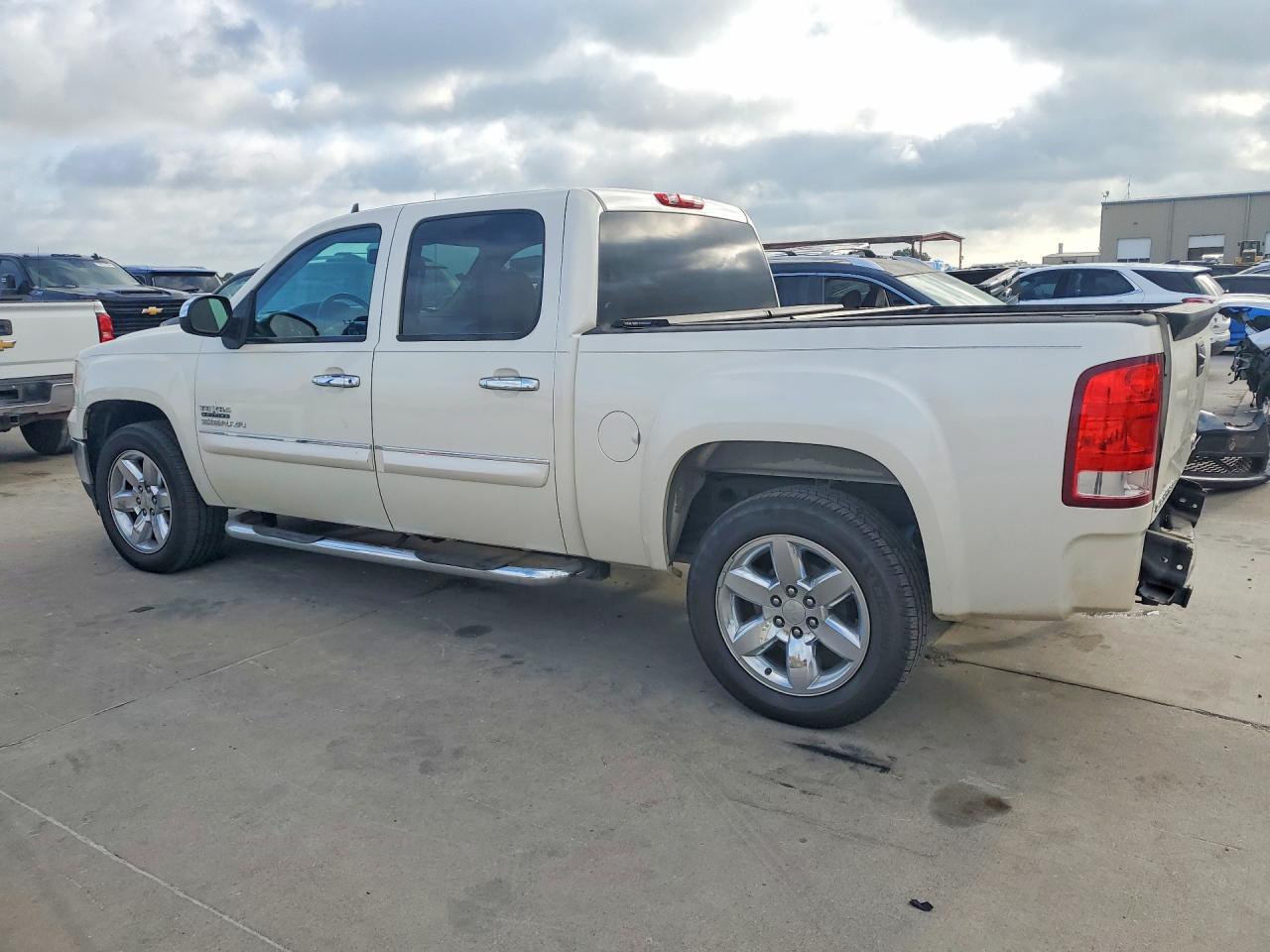 2013 GMC Sierra C1500 SLE