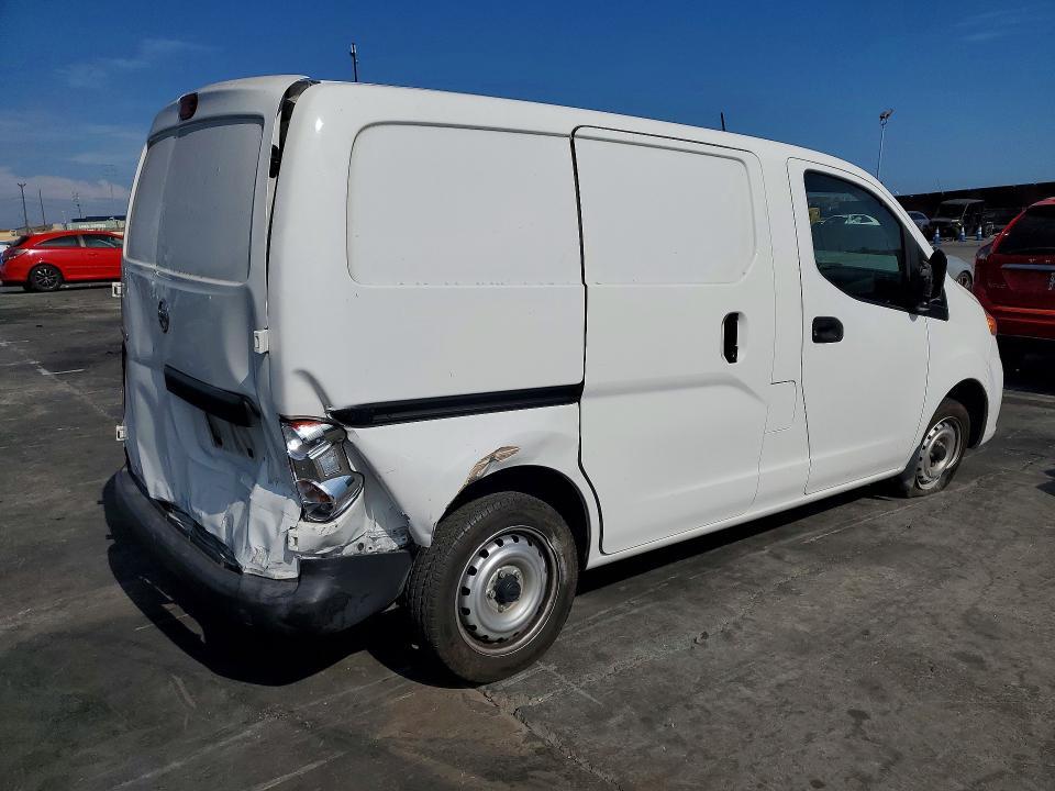 2021 Nissan NV200 S