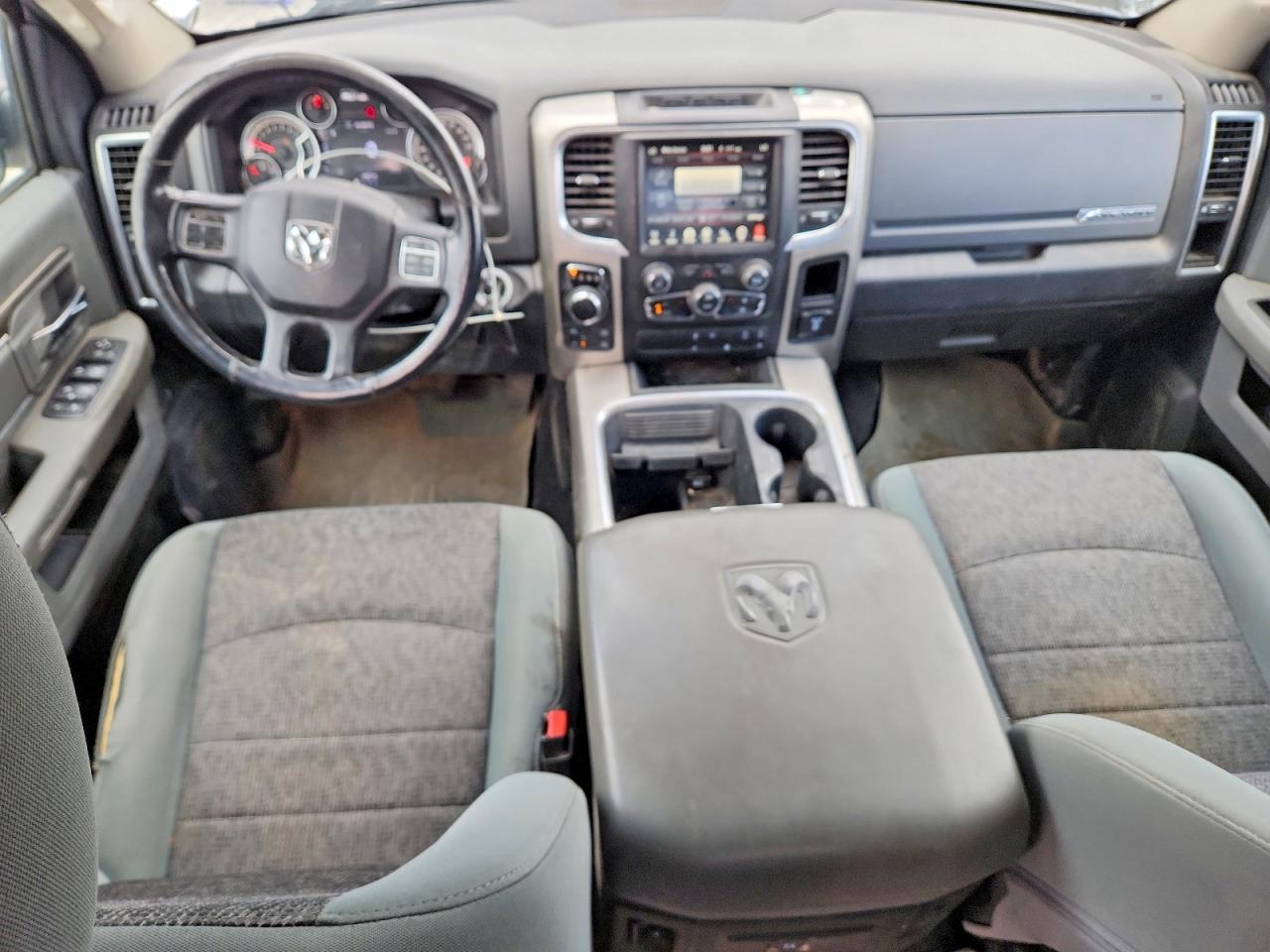 2017 Dodge RAM 1500 SLT