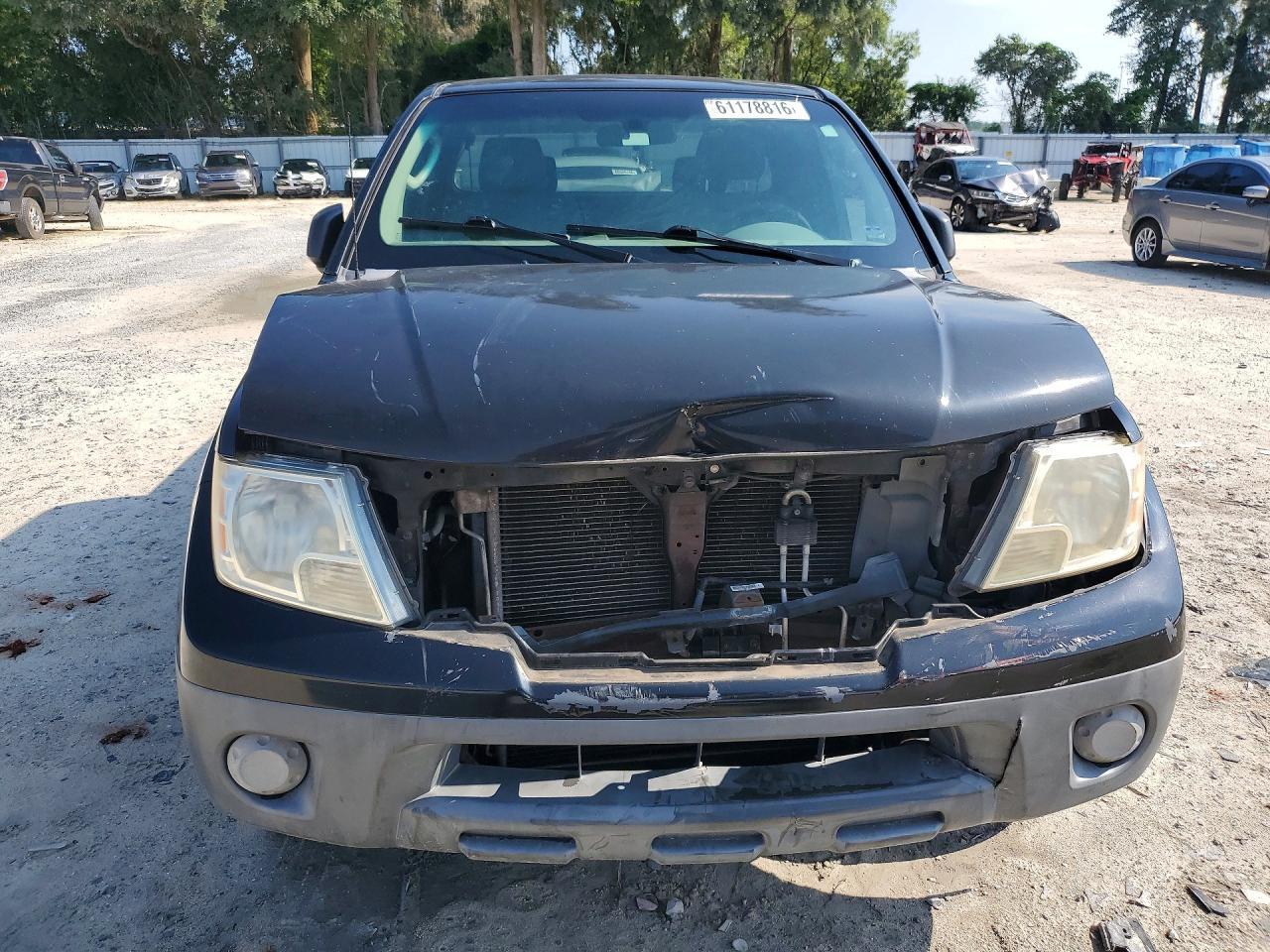2009 Nissan Frontier XE