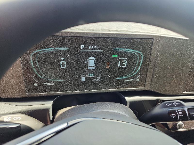 2026 KIA Niro lx