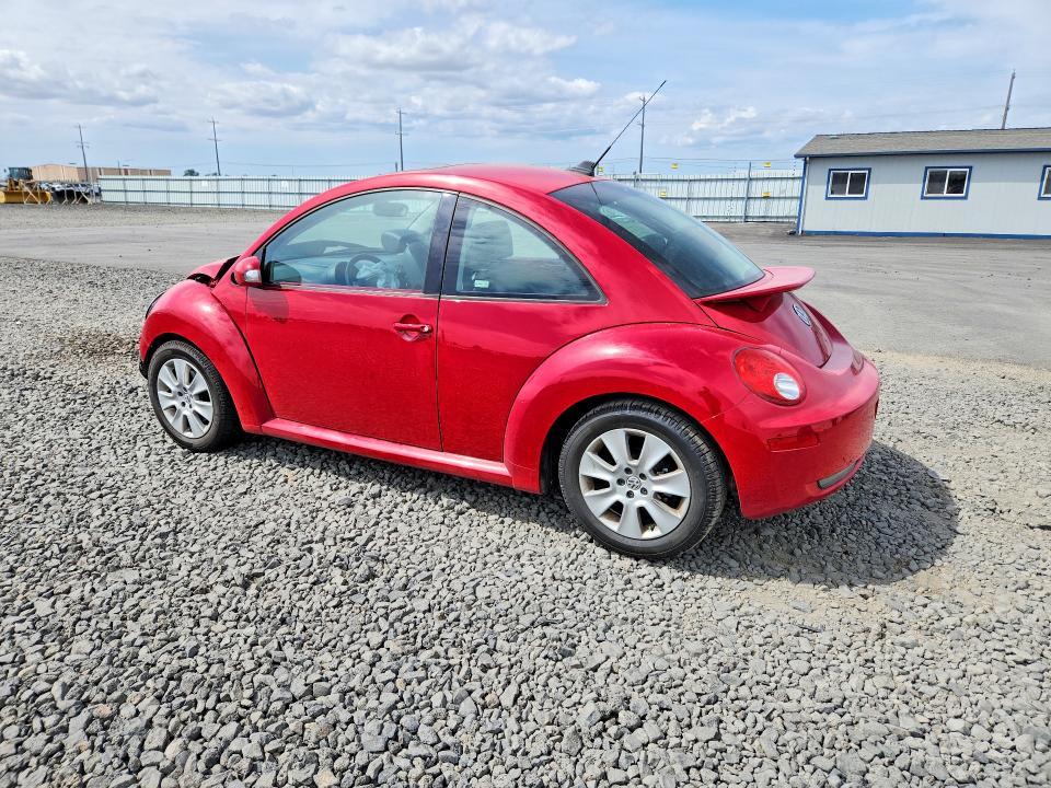 2010 Volkswagen New Beetle