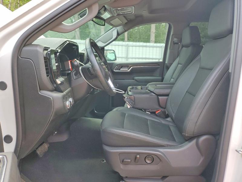 2026 GMC Sierra K1500 slt