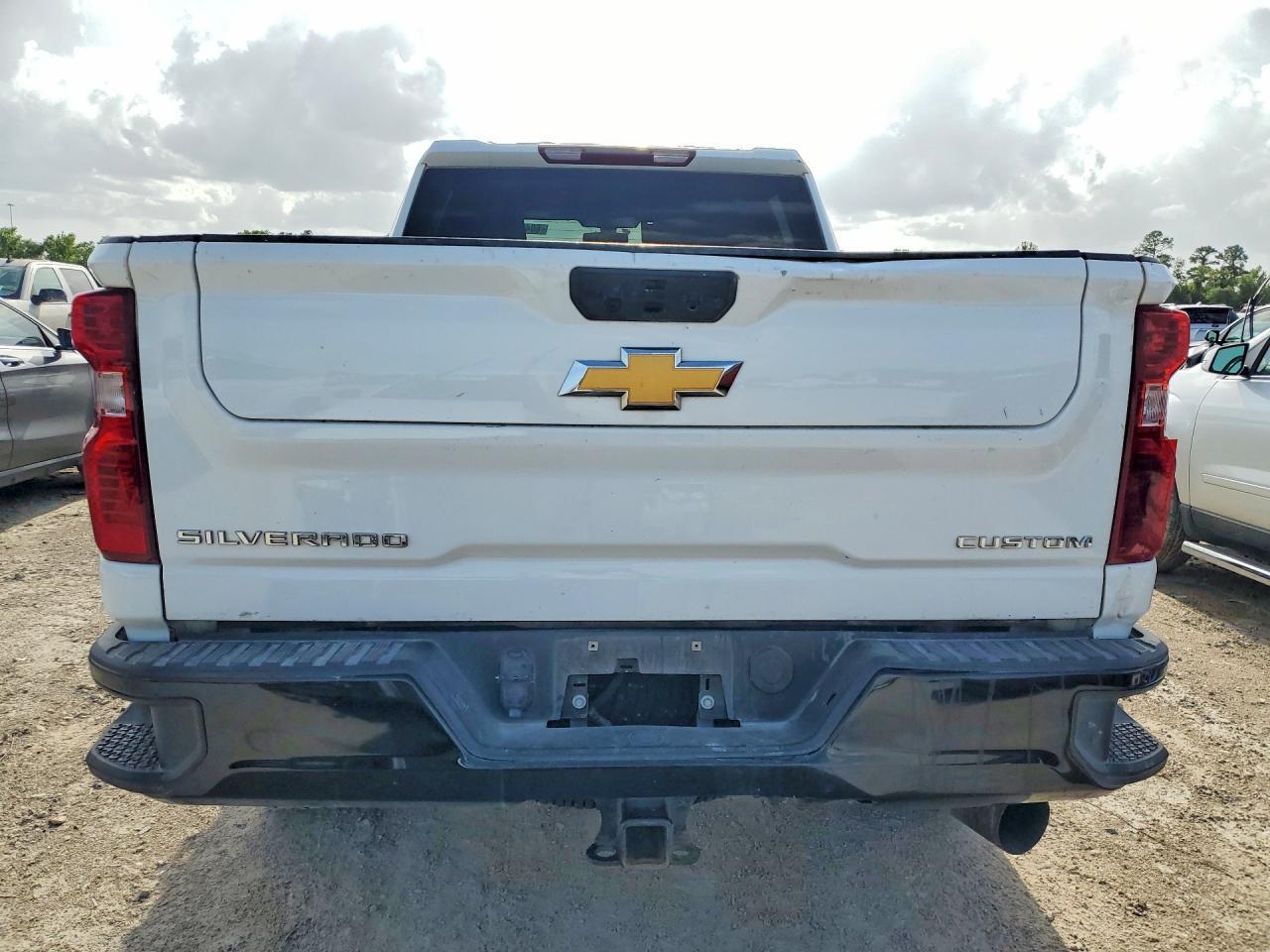 2023 Chevrolet Silverado K2500 Custom