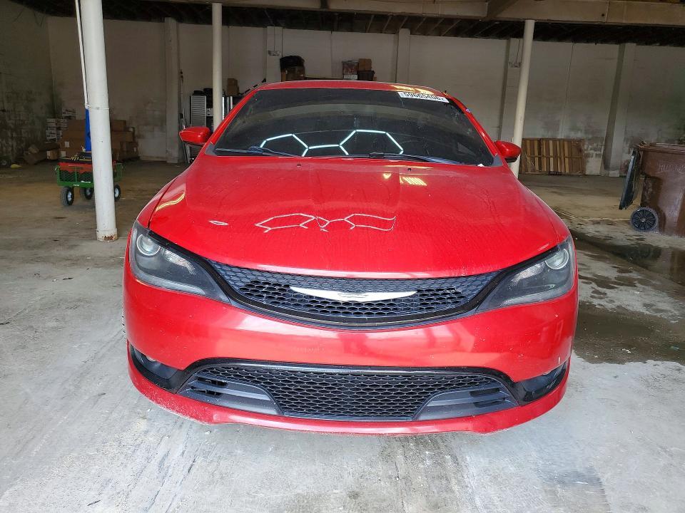 2016 Chrysler 200 s